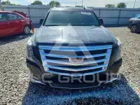 2017 Cadillac ESCALADE photo