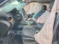 2017 Cadillac ESCALADE фото