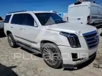 2017 Cadillac ESCALADE фото