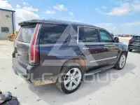 2017 Cadillac ESCALADE фото