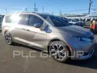 2017 Chrysler PACIFICA фото