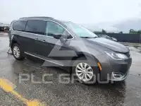 2017 Chrysler PACIFICA photo