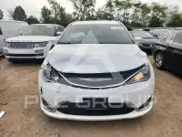 2017 Chrysler PACIFICA фото