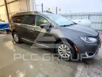 2017 Chrysler PACIFICA фото