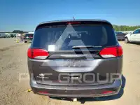 2017 Chrysler PACIFICA photo