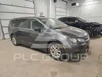 2017 Chrysler PACIFICA photo