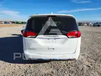 2017 Chrysler PACIFICA фото