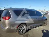 2017 Chrysler PACIFICA фото
