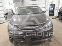 2017 Chrysler PACIFICA photo