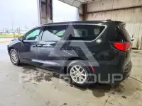 2017 Chrysler PACIFICA photo