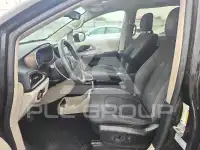 2017 Chrysler PACIFICA photo