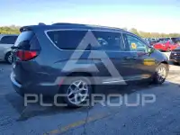 2017 Chrysler PACIFICA фото