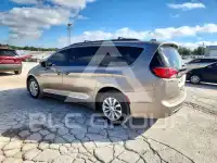 2017 Chrysler PACIFICA фото