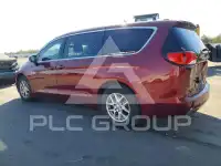 2017 Chrysler PACIFICA photo