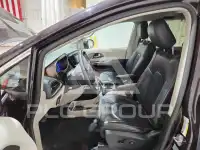 2017 Chrysler PACIFICA photo