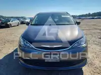 2017 Chrysler PACIFICA photo