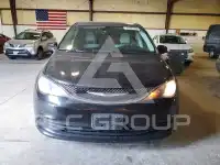 2017 Chrysler PACIFICA photo
