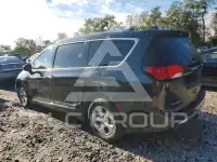 2017 Chrysler PACIFICA photo