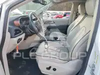 2017 Chrysler PACIFICA photo