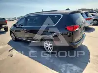 2017 Chrysler PACIFICA фото