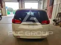 2017 Chrysler PACIFICA фото