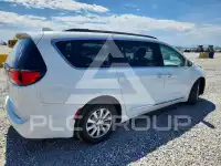 2017 Chrysler PACIFICA фото