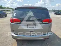 2017 Chrysler PACIFICA фото