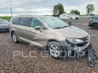 2017 Chrysler PACIFICA фото
