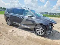 2017 Chrysler PACIFICA фото