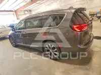 2017 Chrysler PACIFICA photo