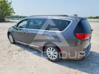2017 Chrysler PACIFICA фото