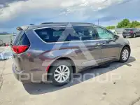 2017 Chrysler PACIFICA фото