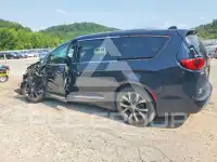 2017 Chrysler PACIFICA photo