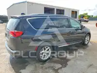 2017 Chrysler PACIFICA фото