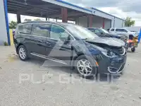 2017 Chrysler PACIFICA фото