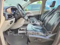 2017 Chrysler PACIFICA фото