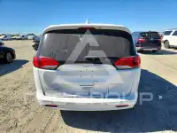 2017 Chrysler PACIFICA фото