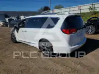 2017 Chrysler PACIFICA фото