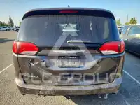 2017 Chrysler PACIFICA photo