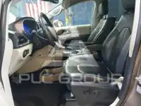 2017 Chrysler PACIFICA photo