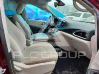 2017 Chrysler PACIFICA фото