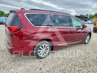 2017 Chrysler PACIFICA фото