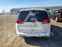 2017 Chrysler PACIFICA фото