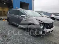 2017 Chrysler PACIFICA photo
