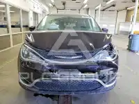 2017 Chrysler PACIFICA фото