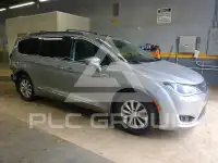 2017 Chrysler PACIFICA фото