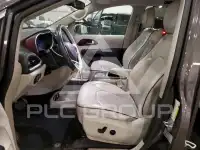 2017 Chrysler PACIFICA photo