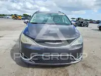 2017 Chrysler PACIFICA фото