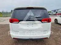 2017 Chrysler PACIFICA photo