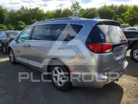 2017 Chrysler PACIFICA фото